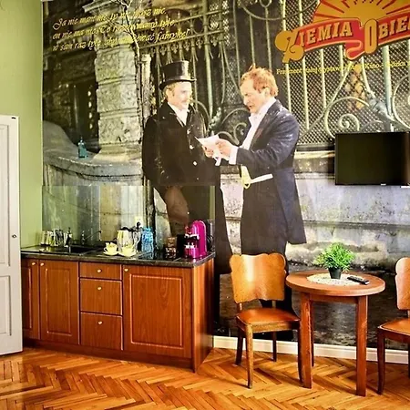 Stare Kino Cinema アパートホテル