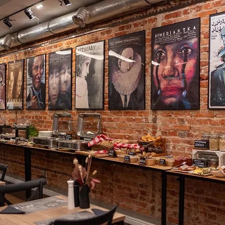 Hotel apartamentowy Stare Kino Cinema