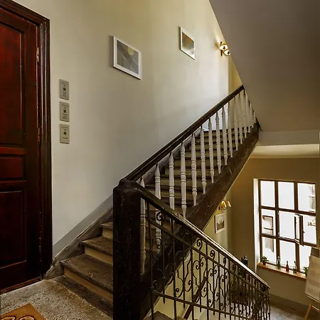 Stare Kino Cinema Residence Aparthotel 3*