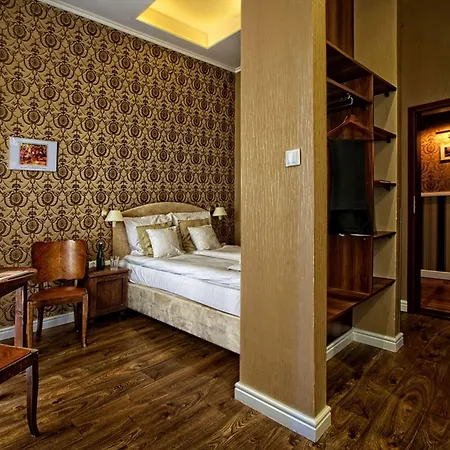 Aparthotel Stare Kino Cinema Residence 3*