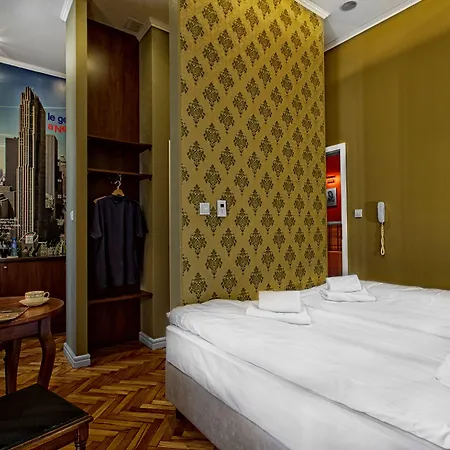 Stare Kino Cinema Residence 3* Lodz