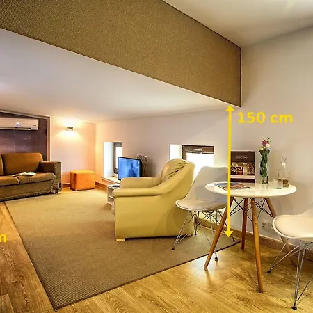 Aparthotel Stare Kino Cinema