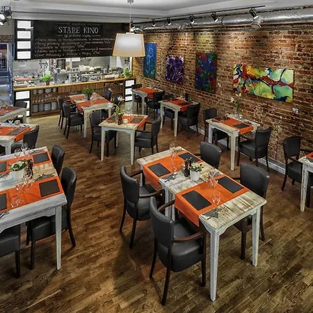 Stare Kino Cinema Residence 3* Lodz