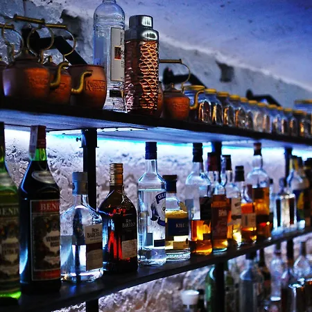 Stare Kino Cinema Residence 3*