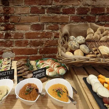 Stare Kino Cinema Residence Lodz