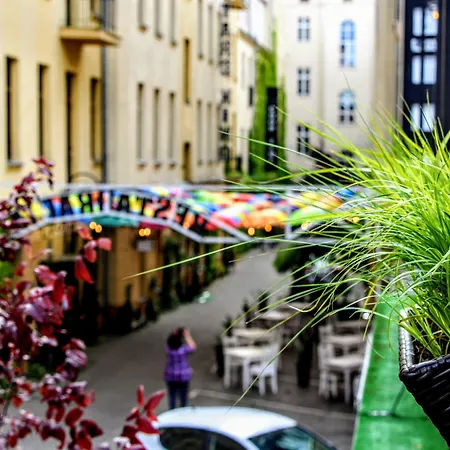 Stare Kino Cinema 3*