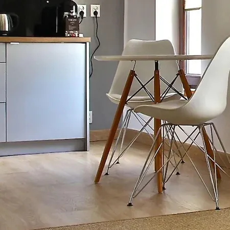 Aparthotel Stare Kino Cinema