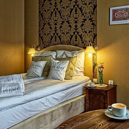 Stare Kino Cinema Hotel apartamentowy Łódź