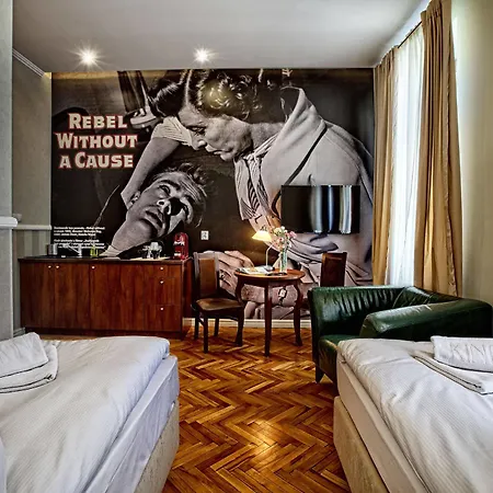 Stare Kino Cinema Hotel apartamentowy Łódź