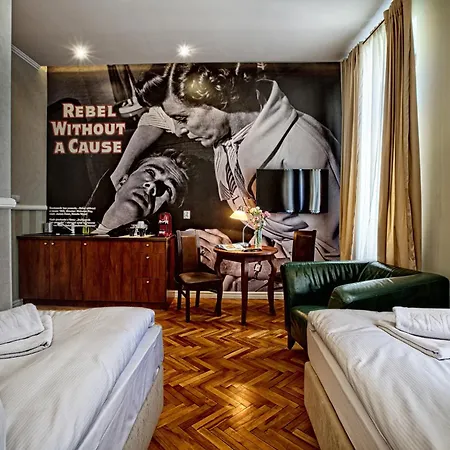 Stare Kino Cinema Residence Aparthotel Lodz