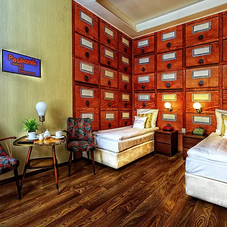 Stare Kino Cinema Hotel apartamentowy 4*