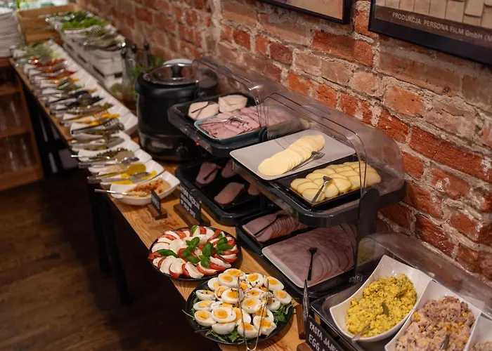 Stare Kino Cinema 3*