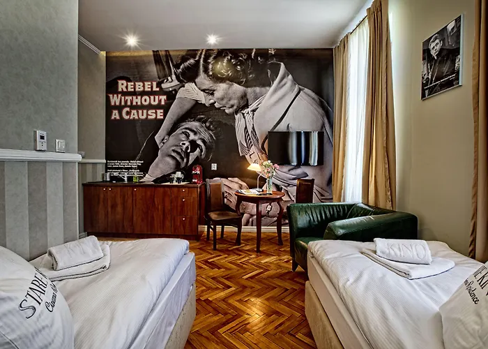 Stare Kino Cinema Апарт-отель