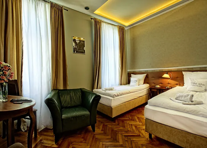 Aparthotel Stare Kino Cinema 3*