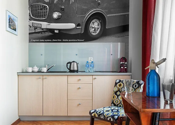 Stare Kino Cinema Aparthotel 3*