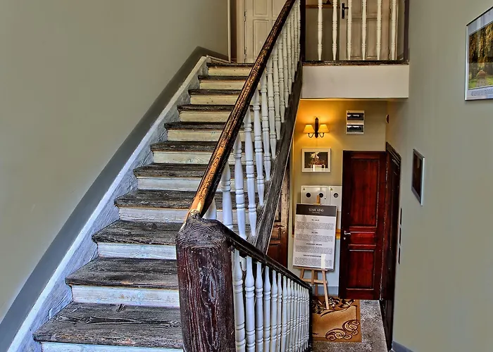 Stare Kino Cinema 公寓式酒店