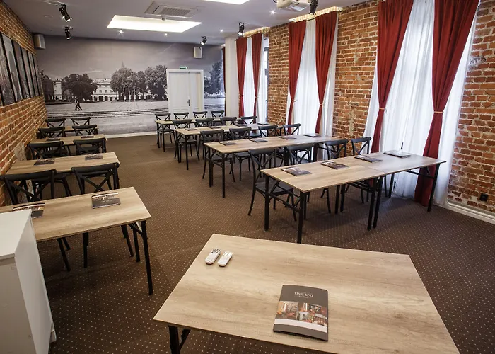 Stare Kino Cinema Aparthotel Łódź