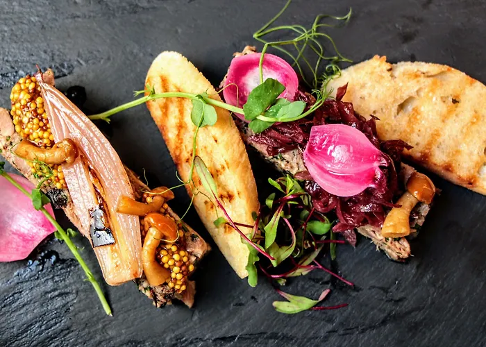 Stare Kino Cinema 3*