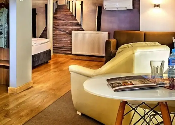 Stare Kino Cinema Aparthotel