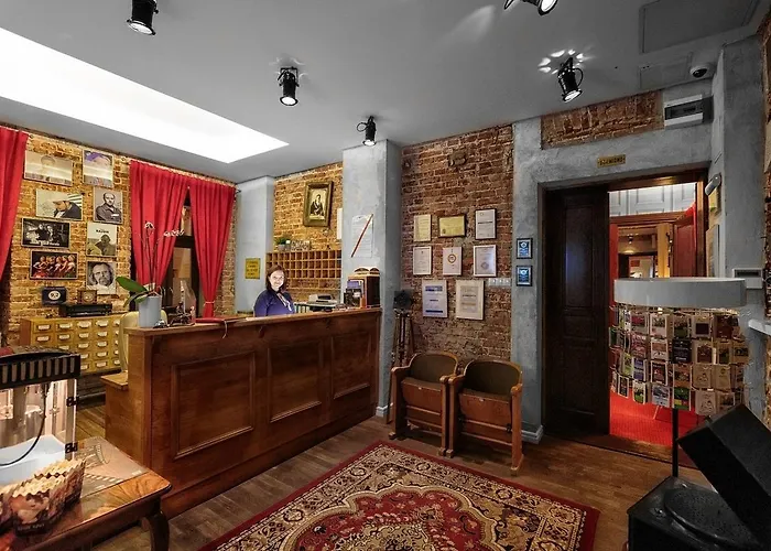 Stare Kino Cinema 3*