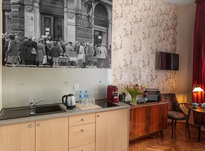 Stare Kino Cinema Aparthotel