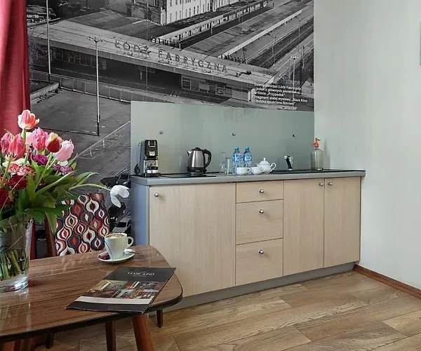 Aparthotel Stare Kino Cinema